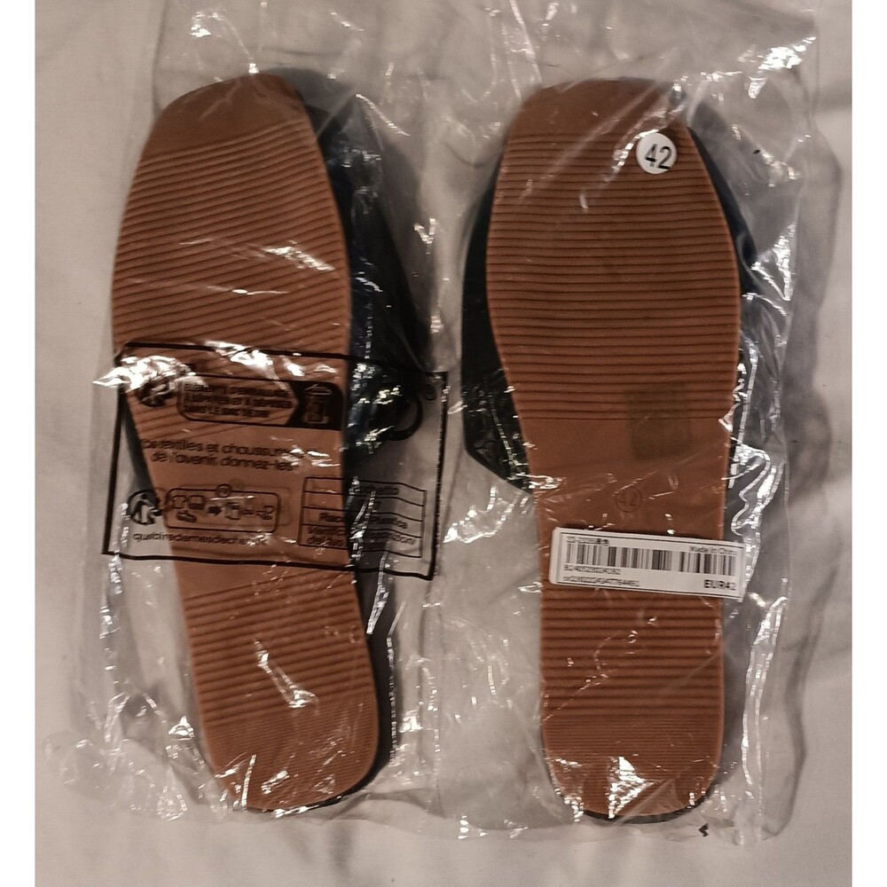 Sandals - Picture 4 of 4